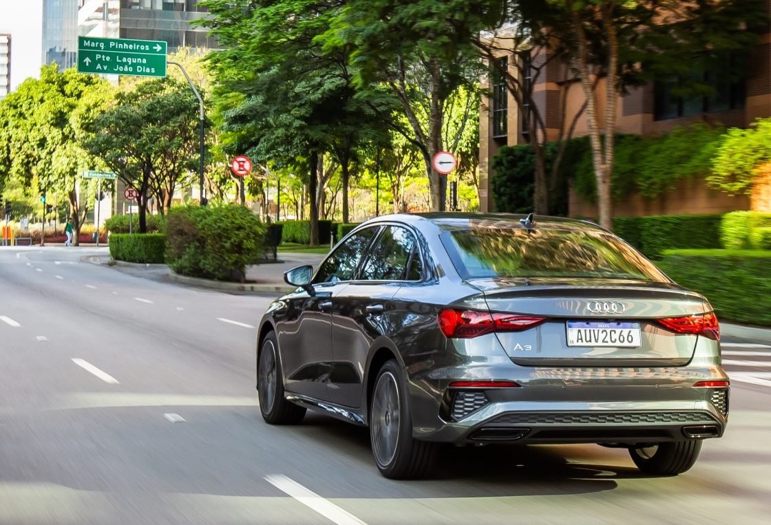 Audi A3 terá nova versão S line nas carrocerias Sedan e Sportback